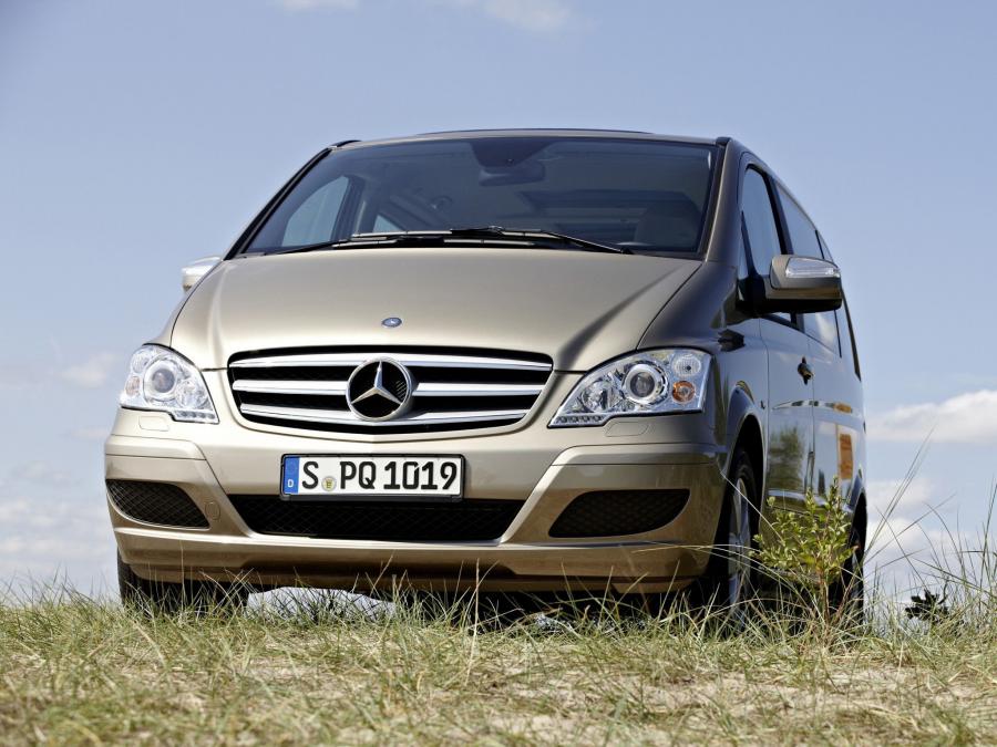  Mercedes-Benz Viano 2010 года  (фото 10 из 32)